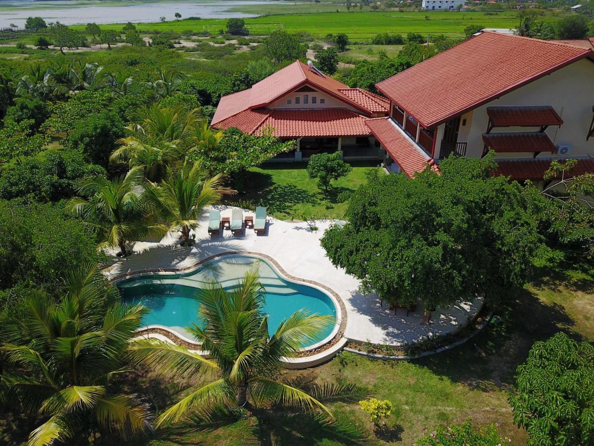 Wild Lotus Yala Villa Тисамахарама Екстериор снимка